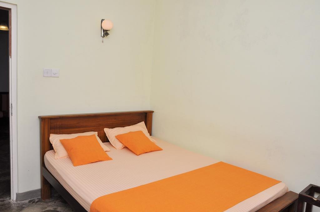 Hanthana Holiday Rooms Kandy Room photo